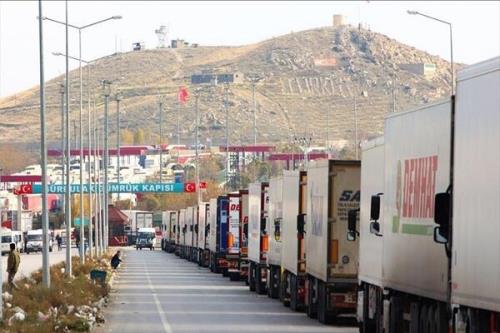رشد ۱۶۰ درصدی تردد کامیون های ترانزیتی