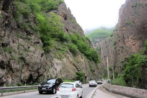 تردد از محور چالوس و بزرگراه تهران- شمال ممنوعست