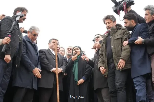 اتمام عملیات ریل گذاری راه آهن اردبیل-میانه با حضور وزیر راه و شهرسازی