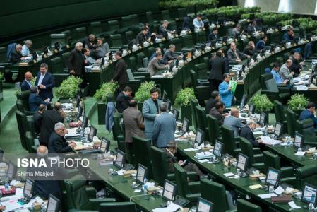 قرائت گزارش كمیسیون عمران درباره ی بخشنامه های قانون نظام مهندسی و كنترل ساختمان