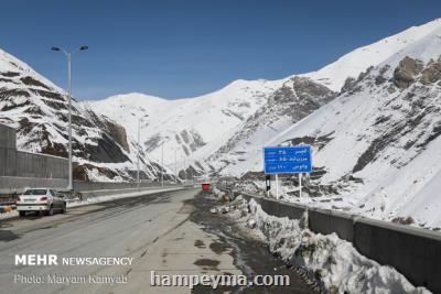 قطعه یك آزادراه تهران - شمال زیر بار ترافیك رفت