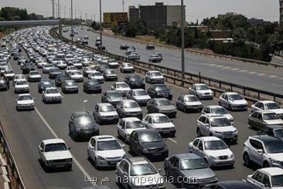 ترافیك سنگین در جاده های چالوس و هراز و آزادراه قزوین-كرج-تهران