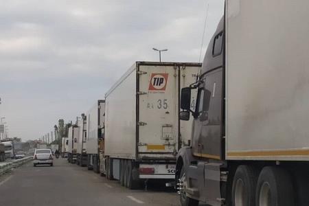 افزایش ۵۰ درصدی كامیون های خروجی از پایانه های مرزی
